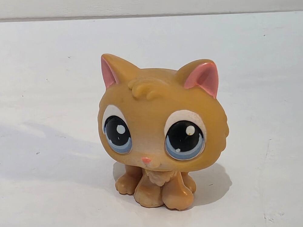 Hasbro Littlest Pet Shop #47 Kitten 2005